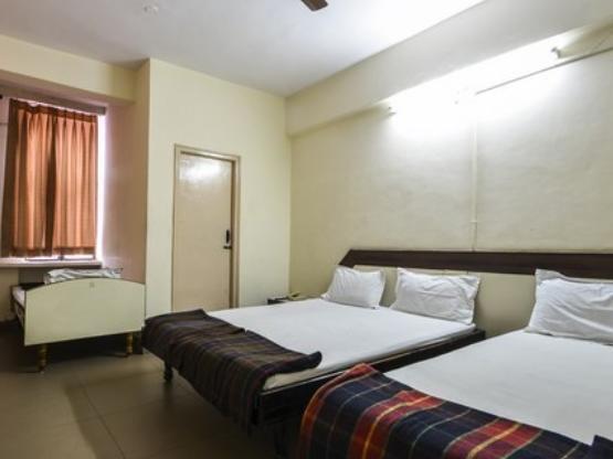 Hotel Maya Deluxe Hyderabad Bilik gambar