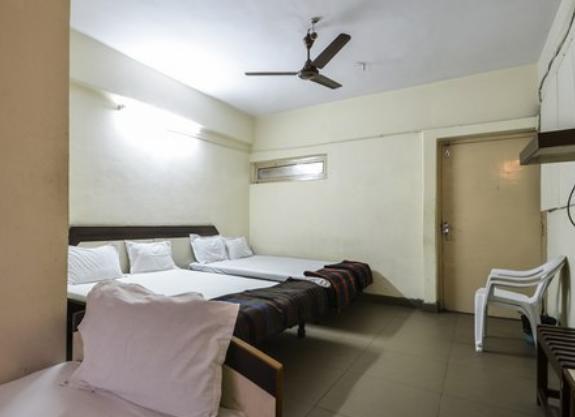 Hotel Maya Deluxe Hyderabad Luaran gambar