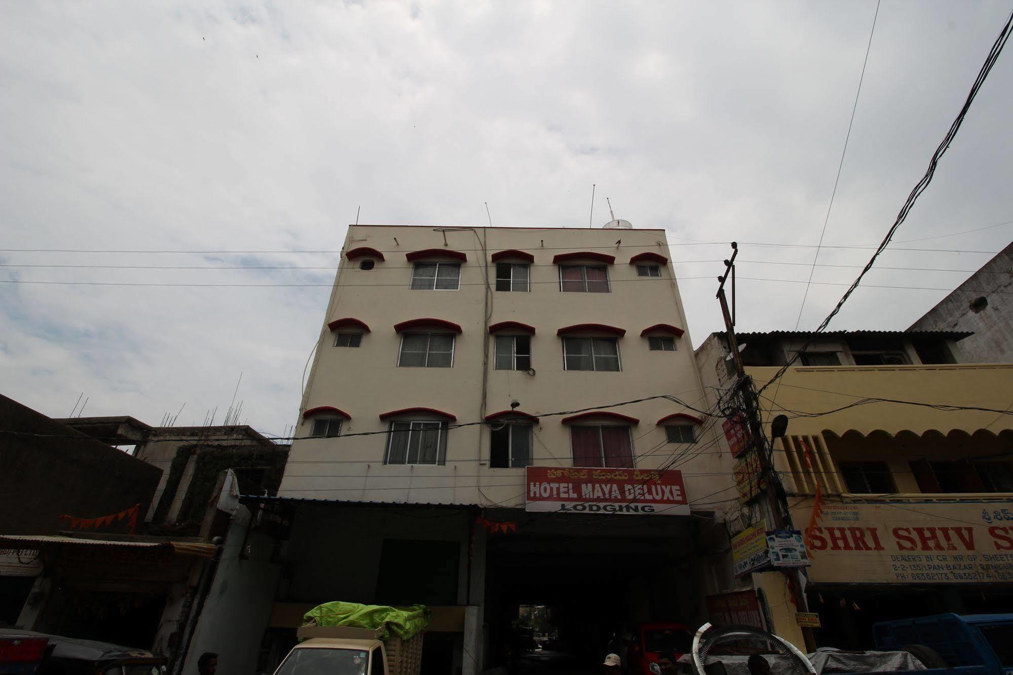 Hotel Maya Deluxe Hyderabad Luaran gambar