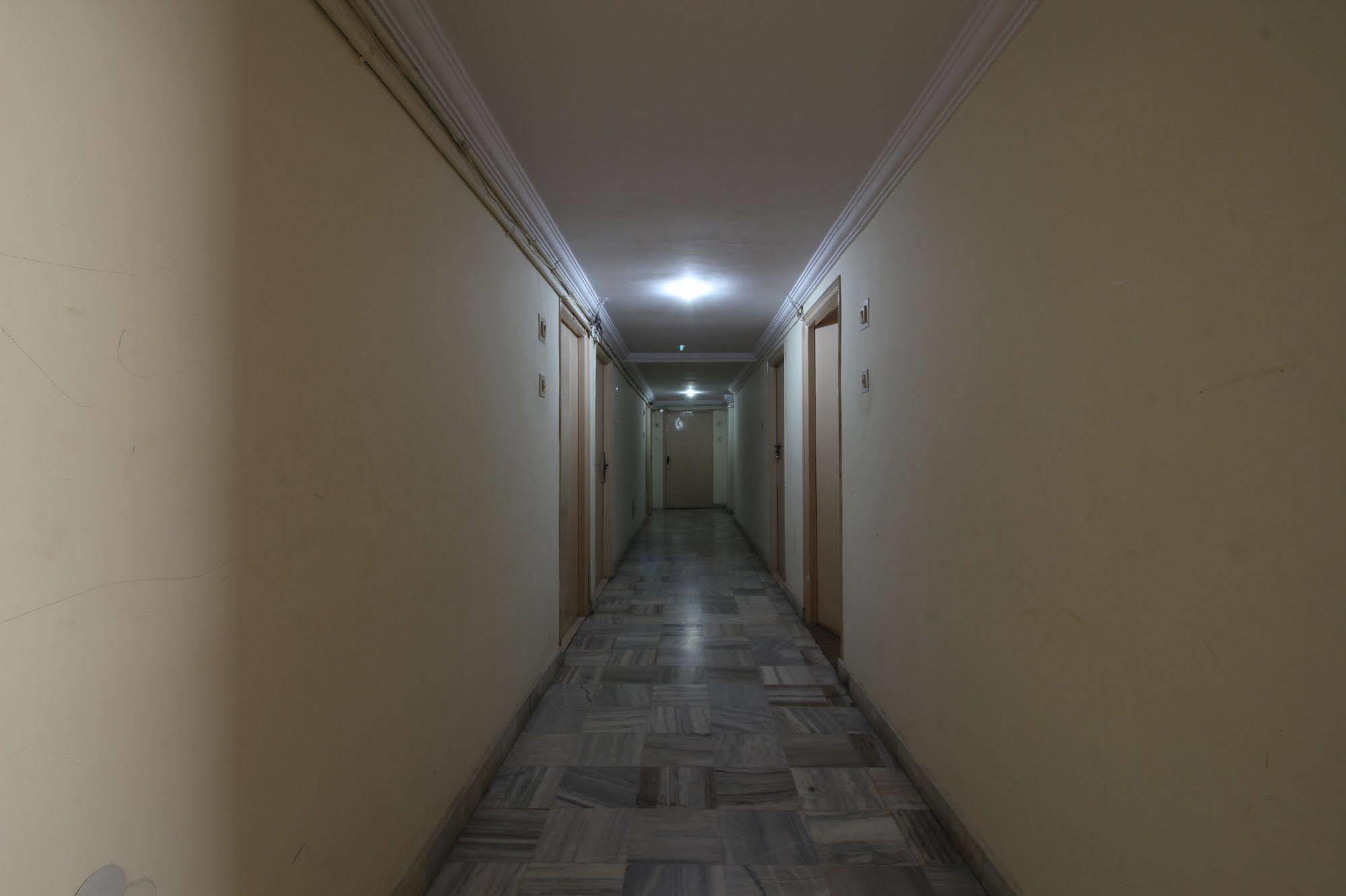 Hotel Maya Deluxe Hyderabad Luaran gambar